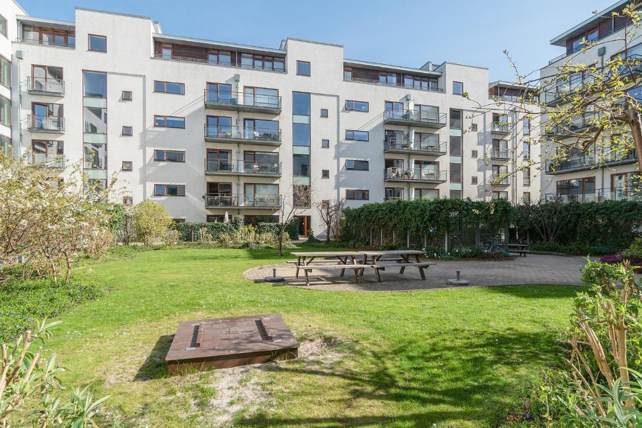 Scandi-Hygge 2 Bedroom Apartment In Charming Christianshavn Kopenhagen Exterior foto